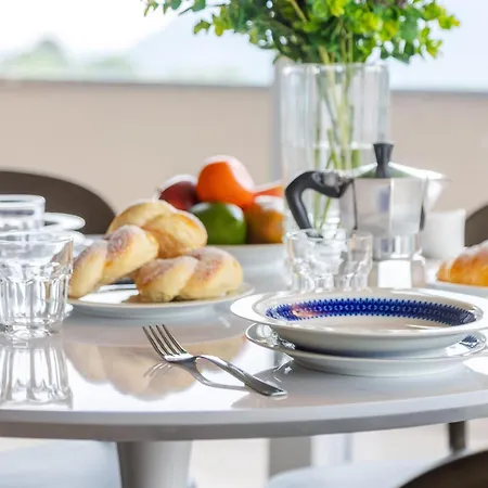 アパート Hostdomus - Acqualy With Private Pool *