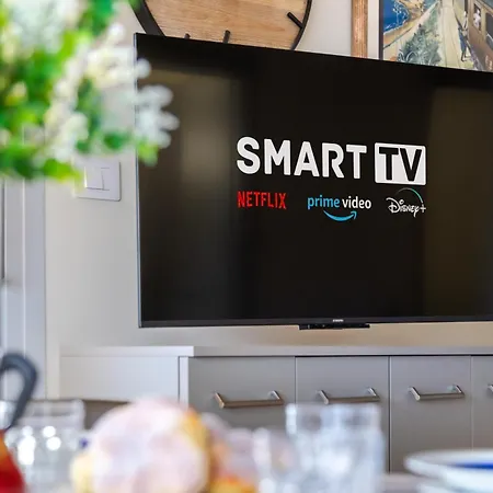 דירה Hostdomus - Acqualy With Private Pool