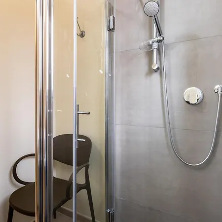 Hostdomus - Acqualy With Private Pool * Garlenda