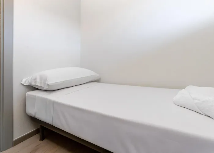 Hostdomus - Acqualy With Private Pool Garlenda